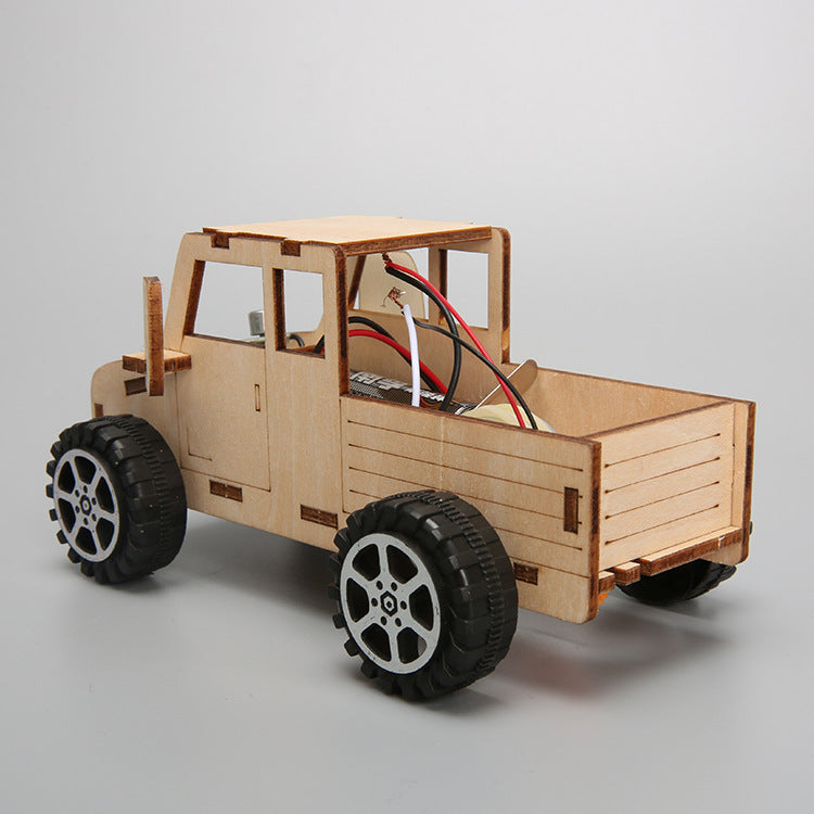 Voice-activated car children's technology handmade small DIY car material package student steam science educational toys