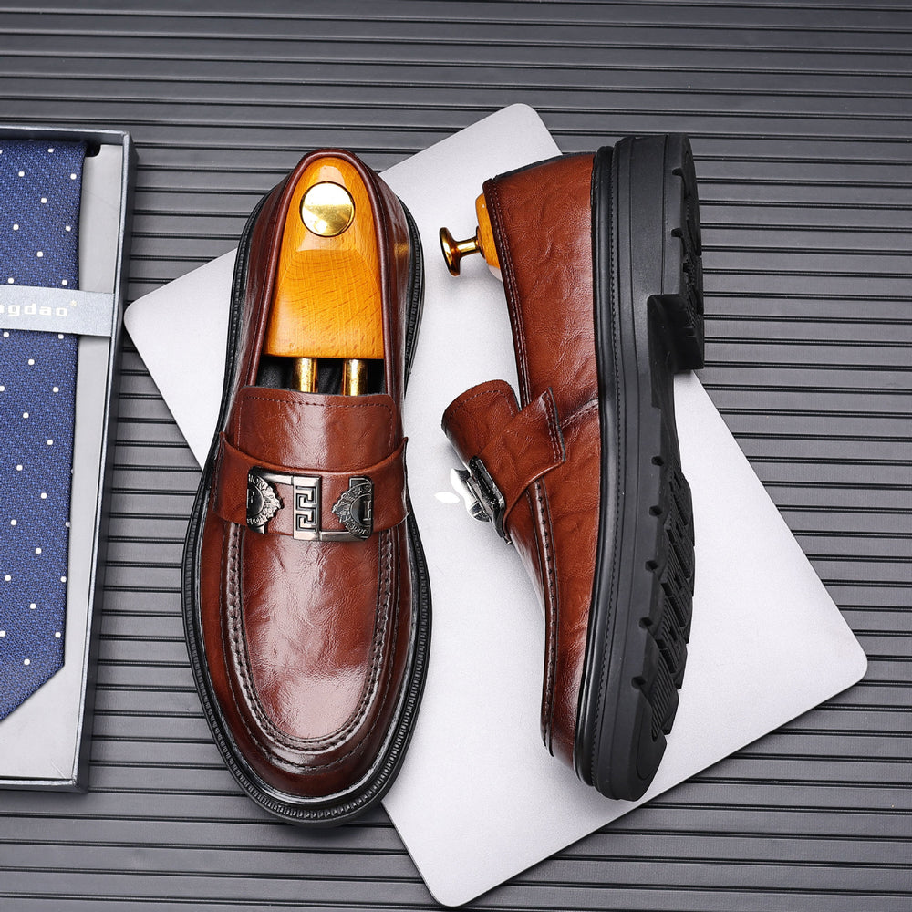 Men's leather dress shoes - autumn breathable business formal british style loafers - slip-on black casual shoes
