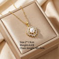 8442 pearl and diamond four-leaf clover gold necklace