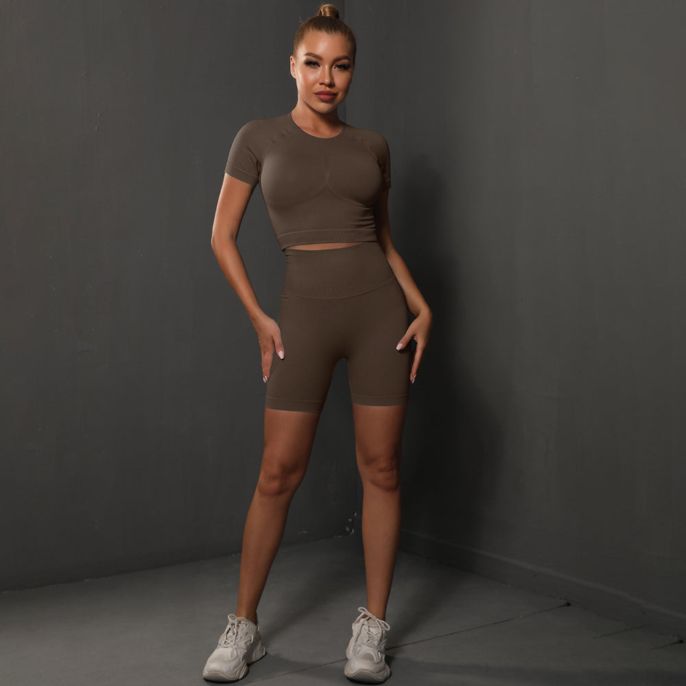 Spring/summer new seamless knitted yoga set for women - peach lift butt shaping tight shorts - running & fitness workout outfit