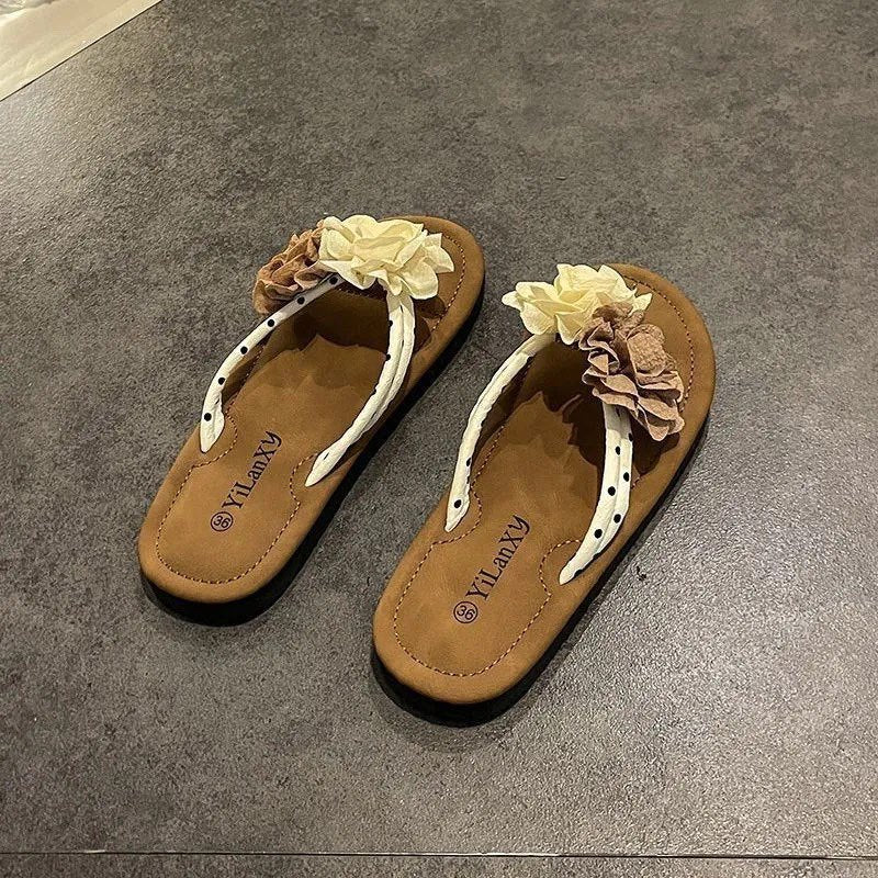 2026new arrival camellia cartoon cute flip-flops women's outwear casualeasiest for matchins lazy style sandals