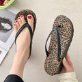 2025 summer new flat fashion leopard print flip-flops women's non-slip outdoor beach wedge sandals
