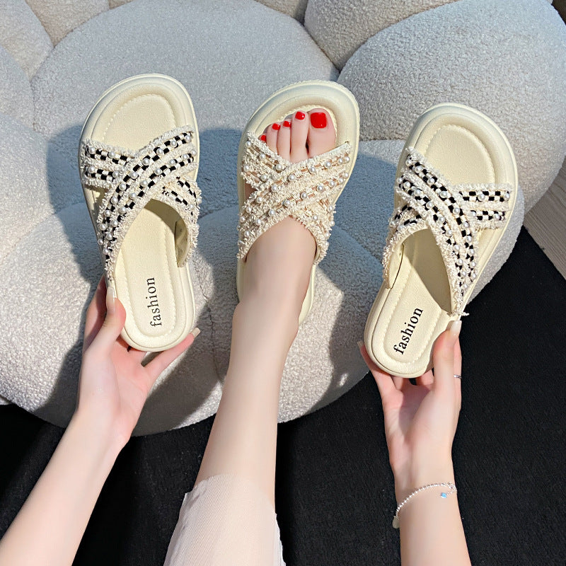 Women's summer sandals: new platform wedge slides, versatile chic style, pearl-embellished criss-cross thong sandals, trendy ins style