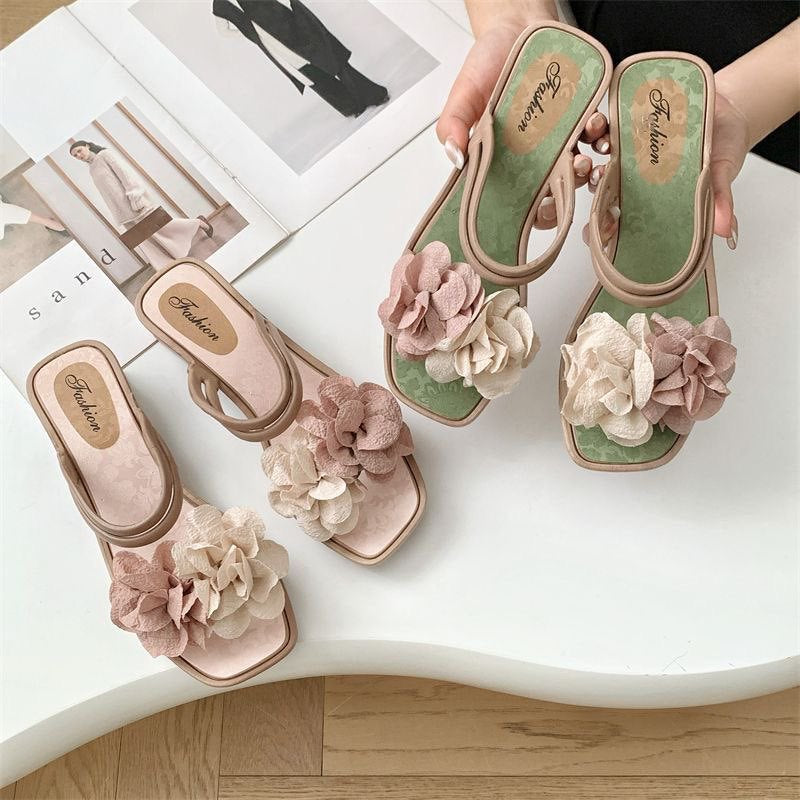2026 new double-flower slippers: niche, high-end, two-way wear, fairy-tale style, chunky heel, comfortable soft sole, two-wear sandals