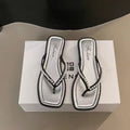 Women's flip-flops - 2025 new summer collection - versatile flat sandals with pearl accents - french style beach slippers
