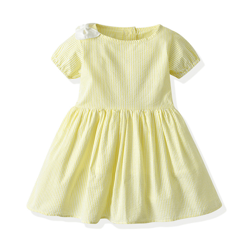 Wholesale children's clothing direct from the manufacturer: boys' preppy-style short-sleeved plaid shirt and suspender shorts set, dropshipping available