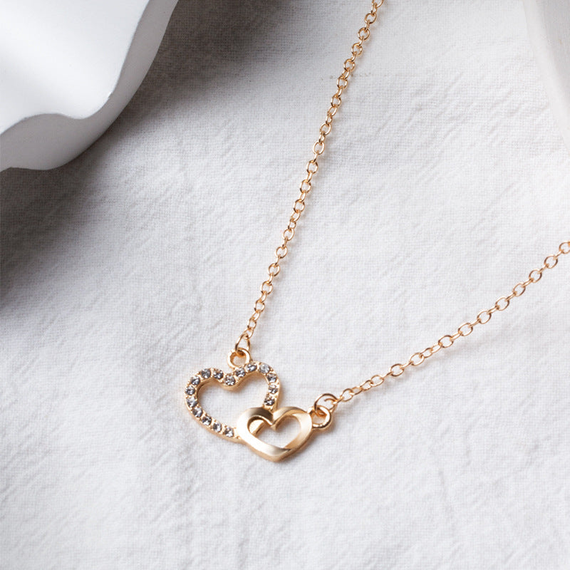 Wholesale heart necklaces - european & american style, autumn/winter jewelry, women's elegant, fashionable, minimalist, light luxury, high-end sweater chains