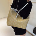 High-end, large capacity women's bag - 2025 new fashionable, versatile, commuter-ready handbag, tote bag, and shoulder bag