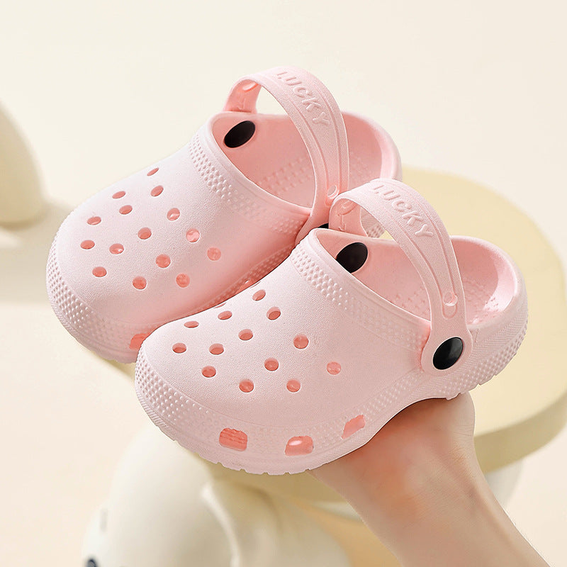 Kids' clogs: summer indoor anti-slip cartoon sandals for girls and boys, toddler and infant beach sandals for outdoor wear