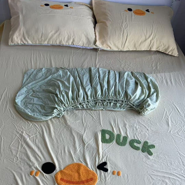 Treated water 1.8 mattress cartoon four-piece set, the price of picking up leaks is 80 yuan, free shipping, and returns and exchanges are not supported.
