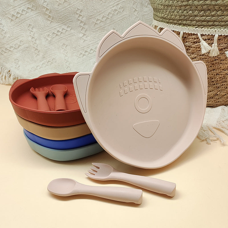 Factory wholesale baby suction cup dinner plate creative kindergarten anti-drop food grade silicone fork and spoon set silicone dinner plate