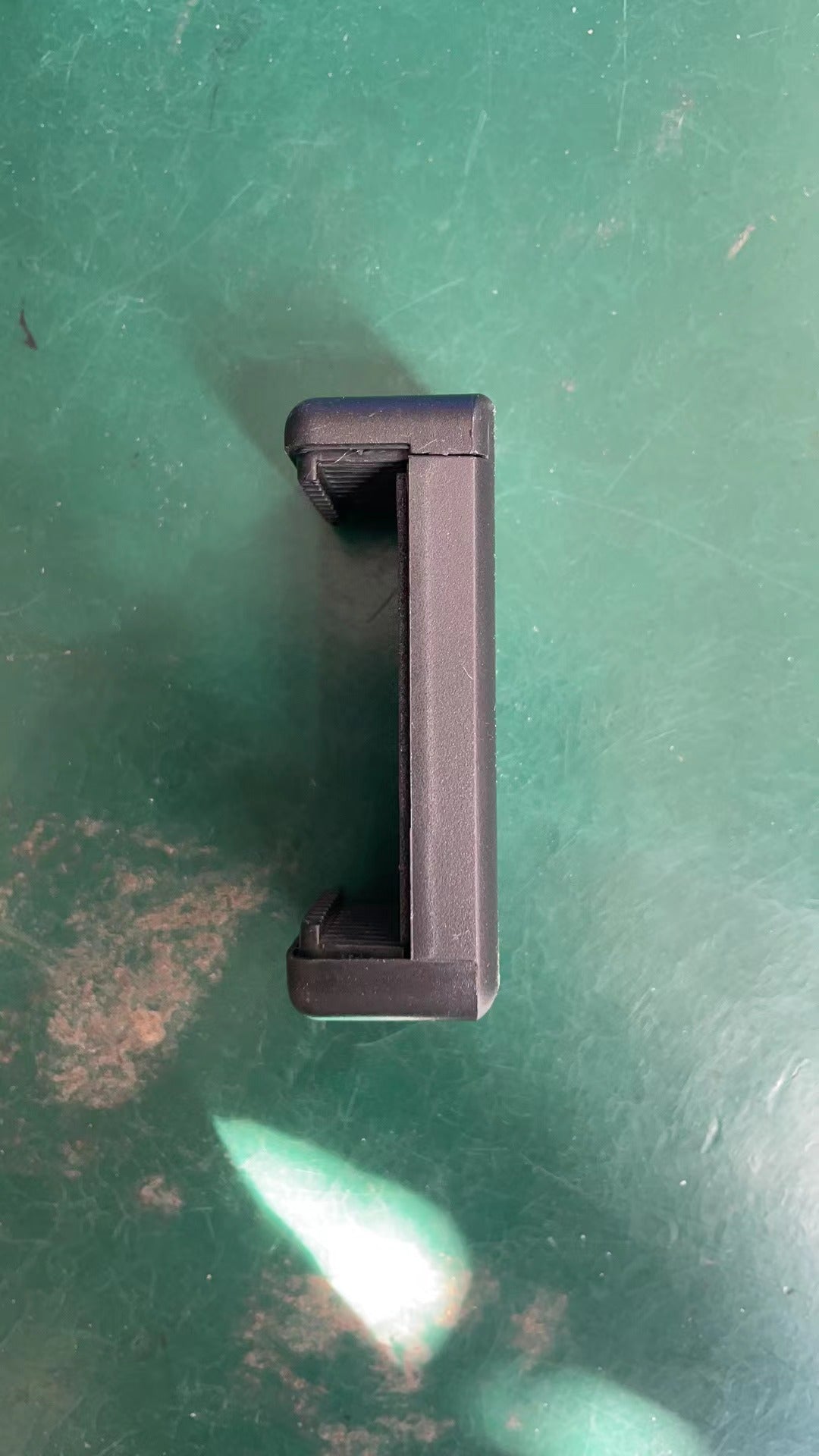 Factory double-hole horizontal and vertical mobile phone clip Thickened live broadcast mobile phone clip 1/4 one-word clip bracket E-word clip tripod