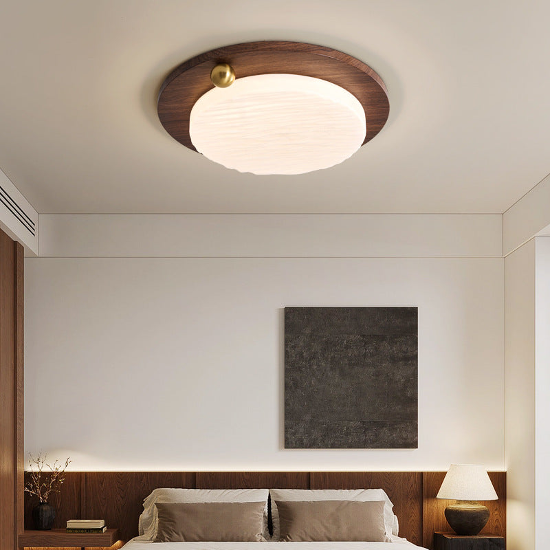 Wood grain master bedroom light modern simple round ceiling light full spectrum LED eye protection bedroom light atmospheric room lamp