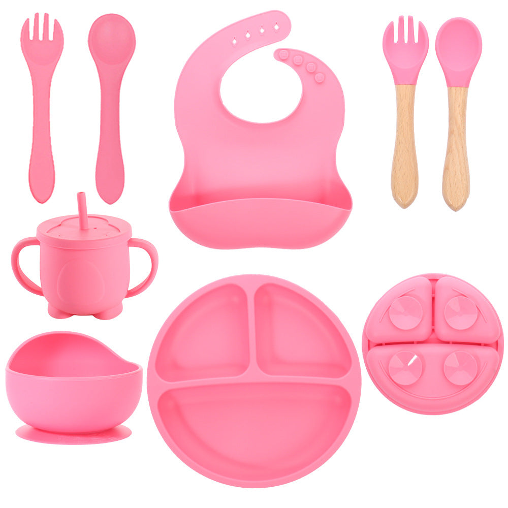 Factory baby silicone binaural straw cup drop resistant high temperature resistant baby drinking cup penguin water cup feeding tableware