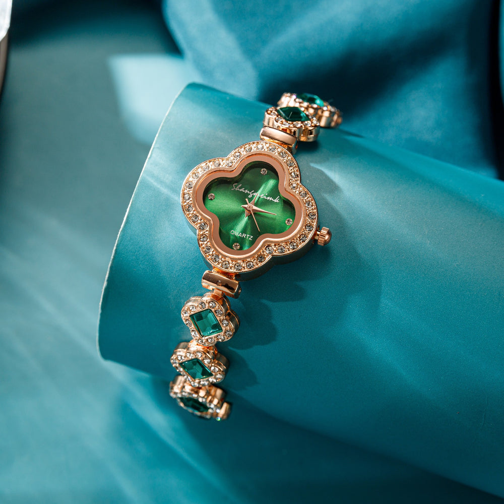Live hot selling best sellingfashion four-leaf clover bracelet quartz watch emerald women's watch women's watch manufacturer wholesale