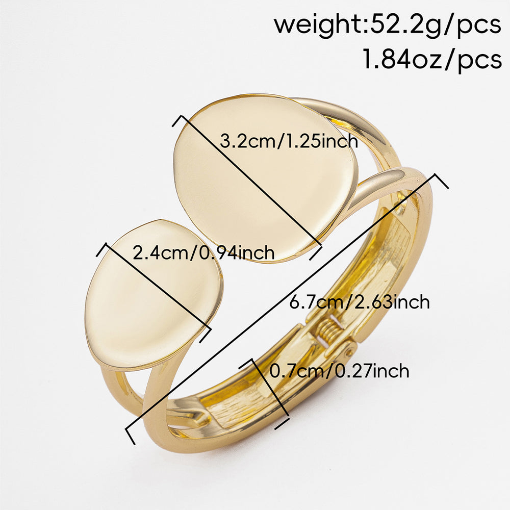 Wholesale glossy open bangle bracelets for the us and european cross-border e-commerce market. unique alloy bangles with an irregular design, perfect for women
