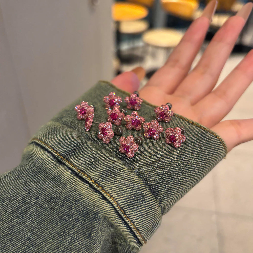 Sparkling, full-diamond pink mini flower stud earrings – a cool, sweet, delicate, and high-value fashion statement. versatile and effortlessly chic