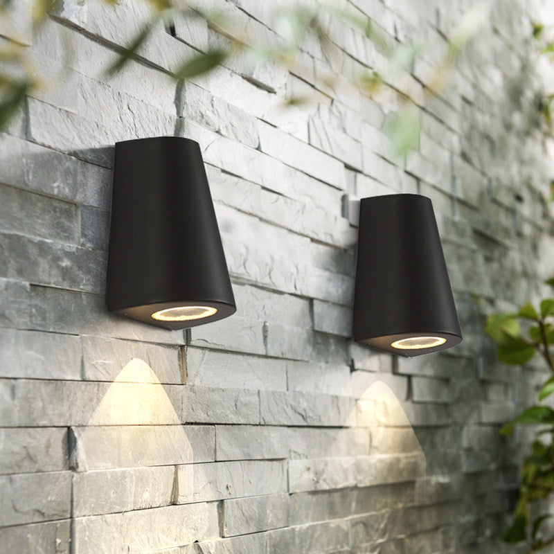 Outdoor wall light waterproof courtyard lamp villa b&b modern minimalist wall sconce walkway light creative exterior wall balcony wall lamp