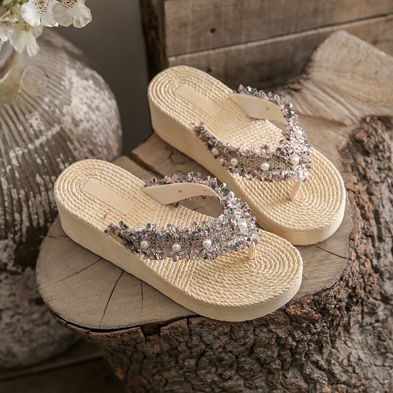 Women's summer slippers: stylish, versatile, and height-boosting flip-flops - perfect for beach and everyday wear