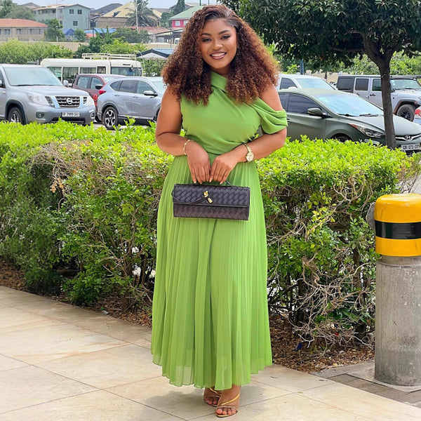 European and American women's clothing sexy slanted shoulder off-the-shoulder solid color shirt women's African high-waisted pleated skirt new fashion suit
