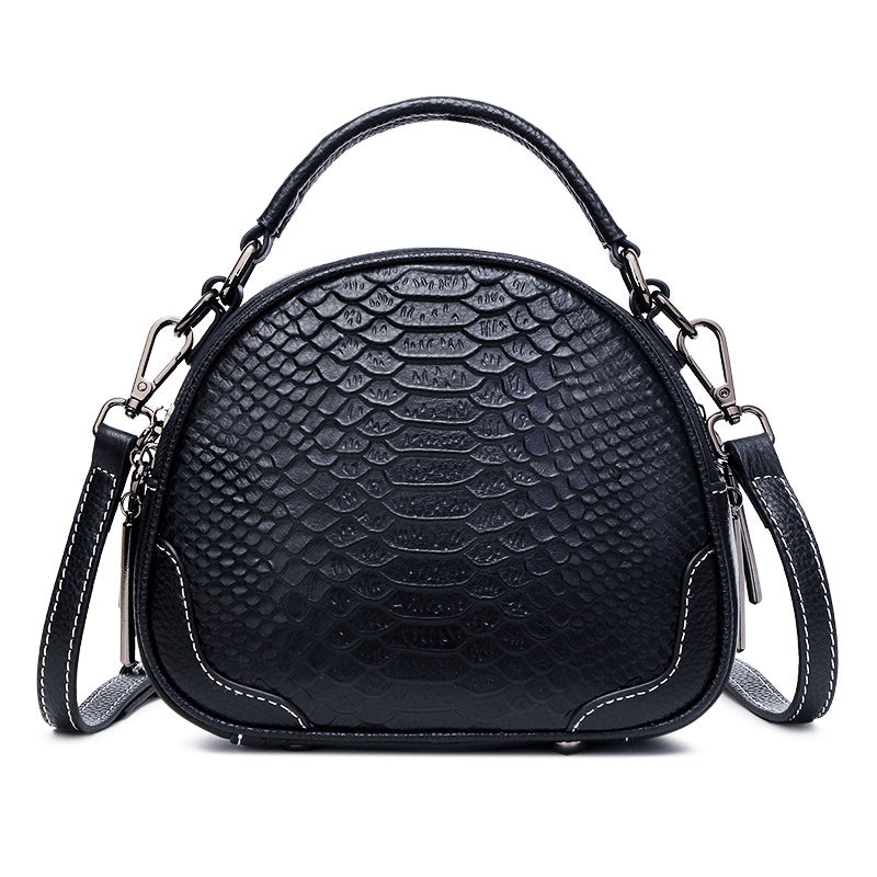 Crocodile pattern cowhide messenger bag women's 2025 new large-capacity leather shell bag new arrival casual shoulder bag small