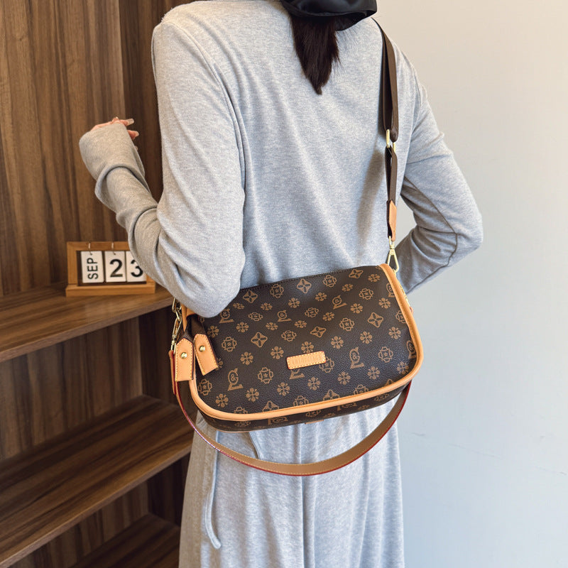 Wholesale monogrammed bags for women: new autumn/winter styles, large capacity, trendy and chic shoulder bags, unique designs, cross-border crossbody bags