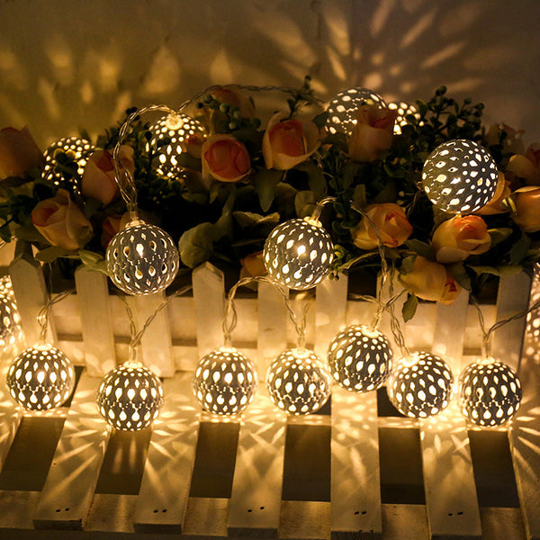 LED Moroccan ball light string, wrought iron hollow ball battery light 8 functions solar decorative string light string