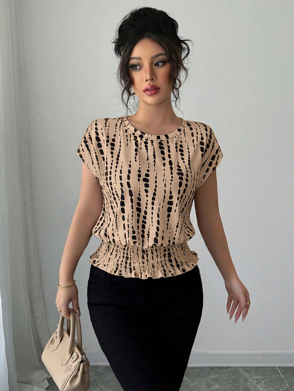 cross-border   independent station fashion women's summer short sleeve round neck elastic waist printing shirt