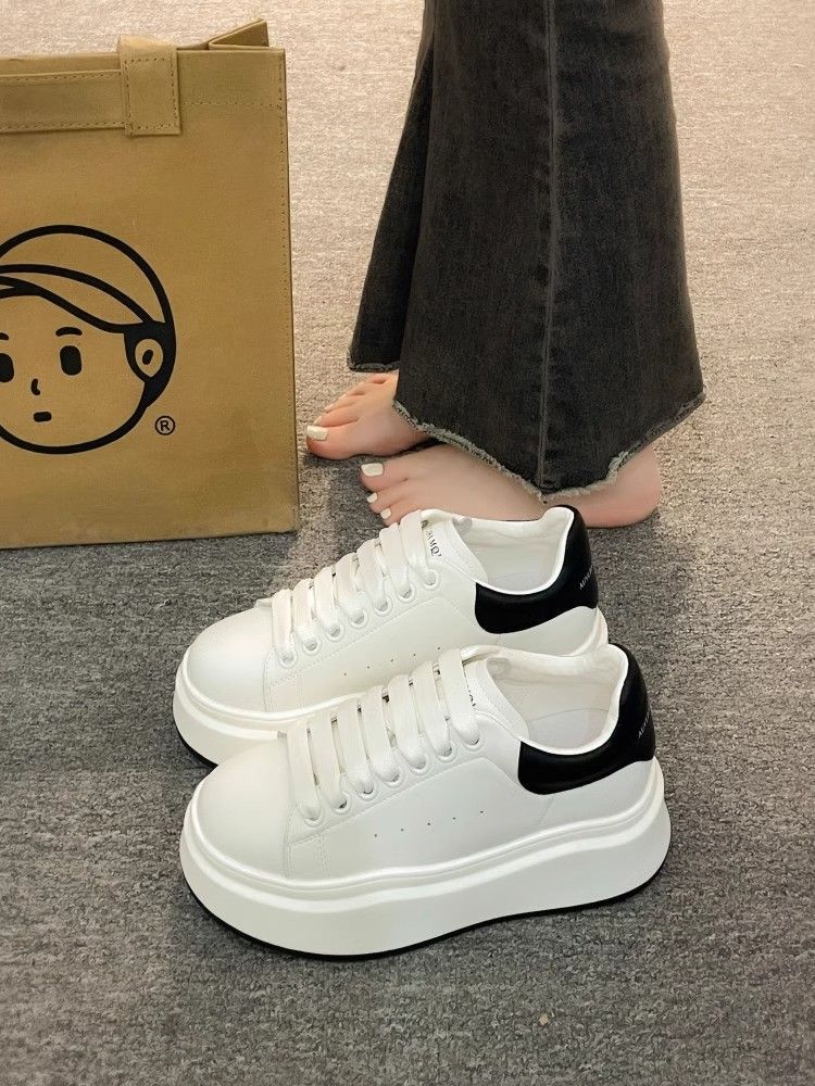 Little white shoes women's 2024 spring explosion versatile thick-soled small height-increasing shoes super fire sports casual muffin board shoes