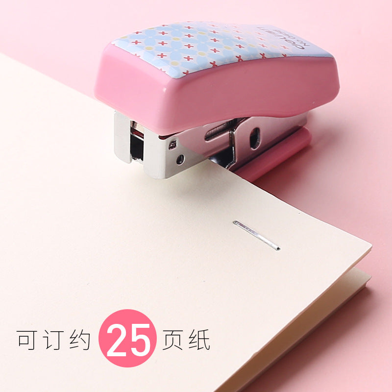 Deli 0456 Stapler Set Mini Small Cute Cartoon Stapler Student Stationery Wholesale Portable