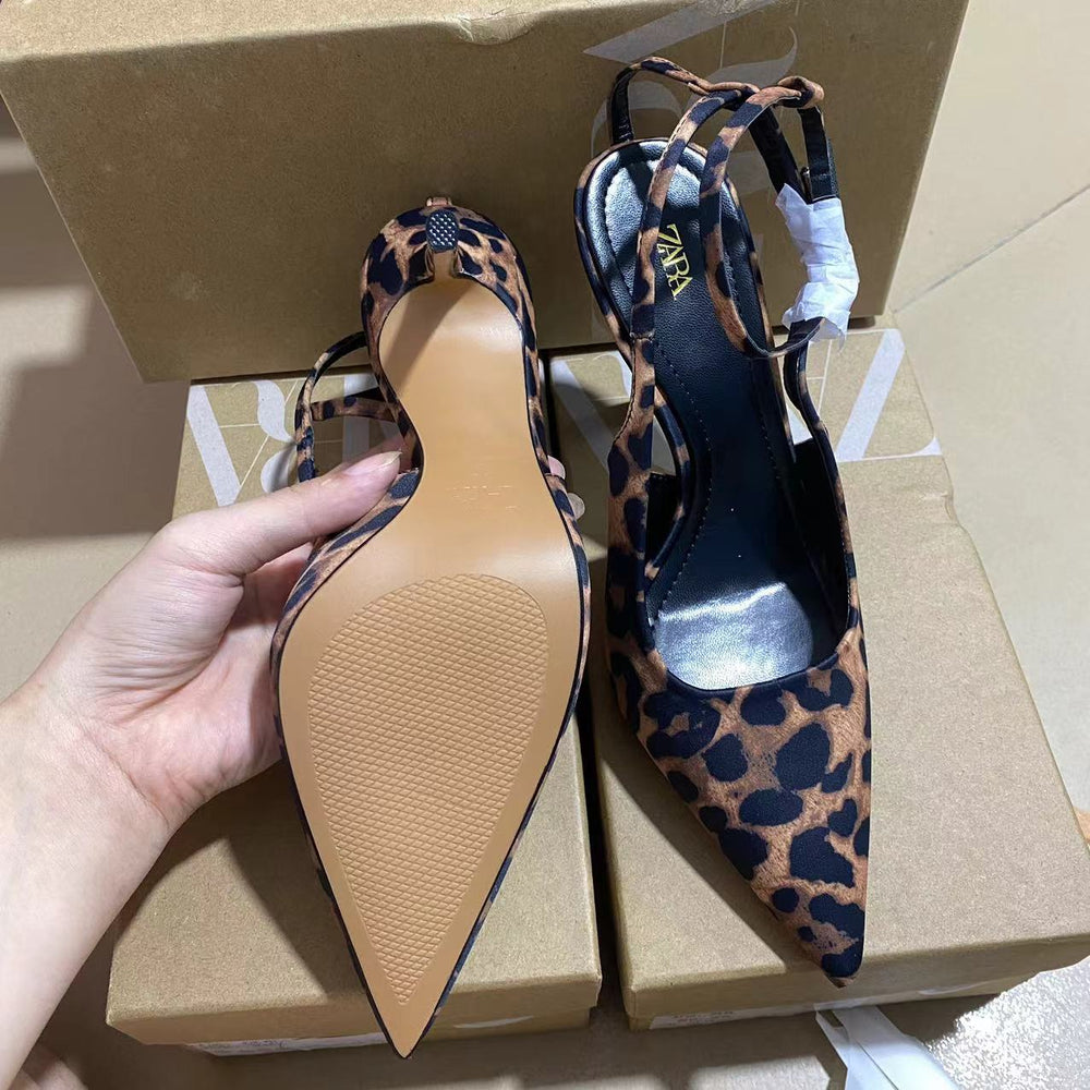High-quality 2024 spring/summer new arrivals: yangshulin pointed-toe flat loafers for women, vintage mules with genuine leather soles and leopard print