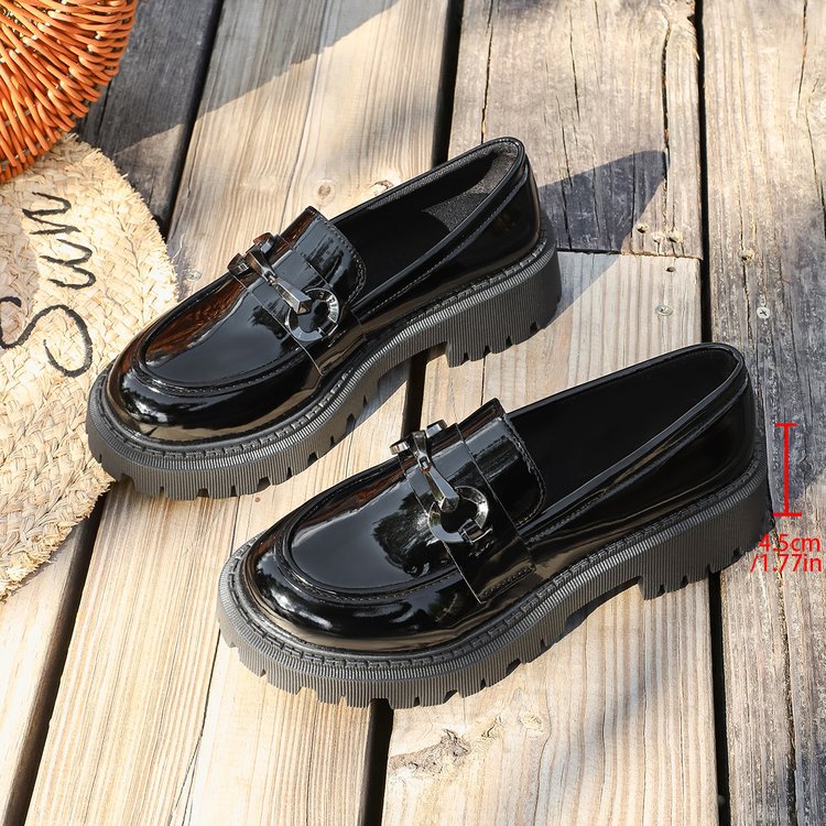 autumn new arrival: plus-size chunky sole loafers for cross-border e-commerce. sizes 35-43 available. wholesale options available. dropshipping to  and