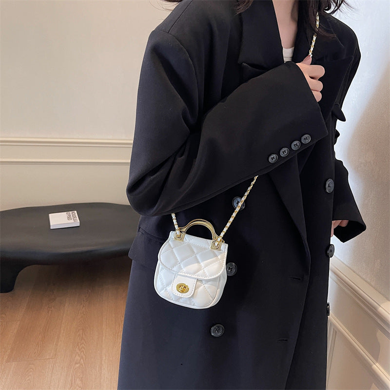 2025 new Korean version rhombus embroidery thread small square bag hanger handbag chain single shoulder crossbody small satchel