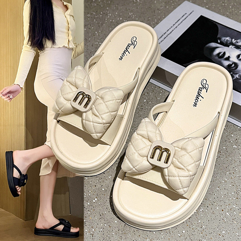 New platform sandals with bow detail - women's summer fashion, trendy beach style, super popular platform thong sandals