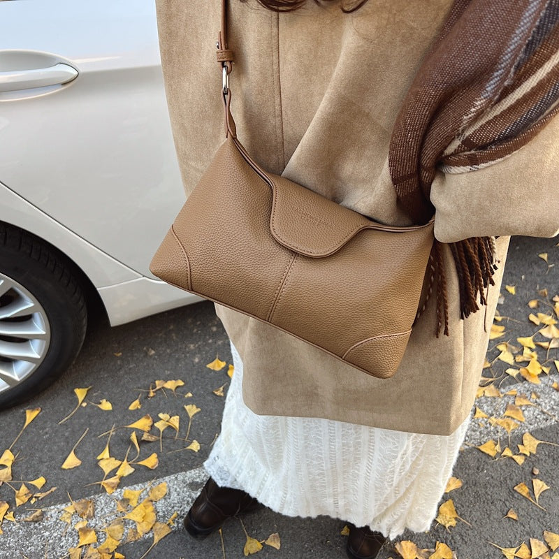 Niche fashion matte leather underarm tote bag women's 2025 new versatile single shoulder diagonal span lunch box bag