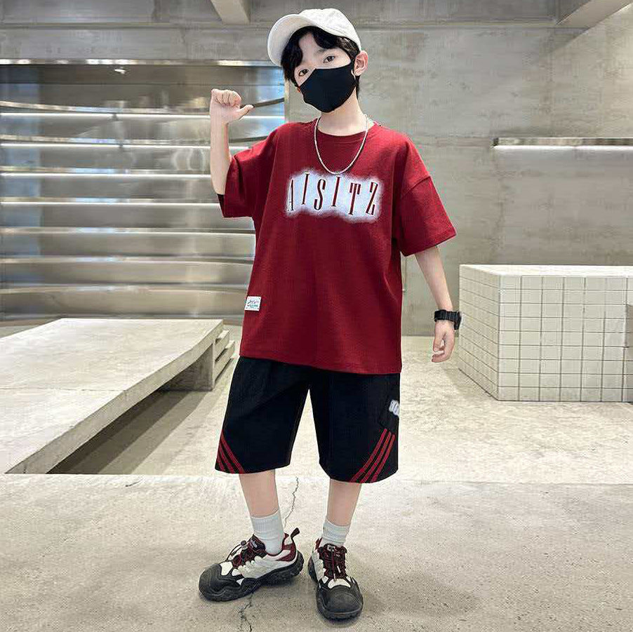 Boys' summer  new stylish outfit: trendy short-sleeve and shorts two-piece set - lightweight summer wear for babies and kids