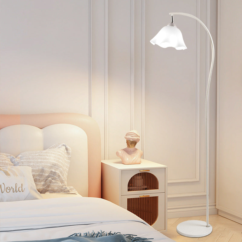 Cream style floor lamp modern casual creative flower bedroom bedside living room sofa next to popular floor standing floor lamp