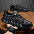 Men's spring 2025 new breathable white sneakers, lightweight casual leather & fabric shoes, trendy wholesale athletic skate shoes