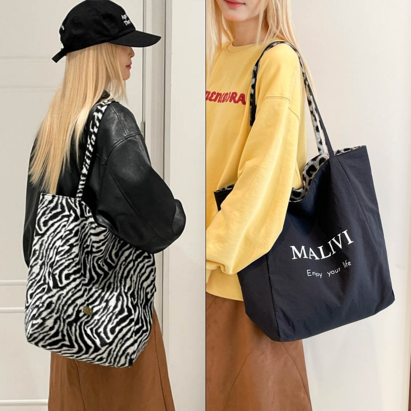 European and american style large capacity bag women's niche design double-sided backpack trendy shoulder bag crossbody bag commuter tote bag