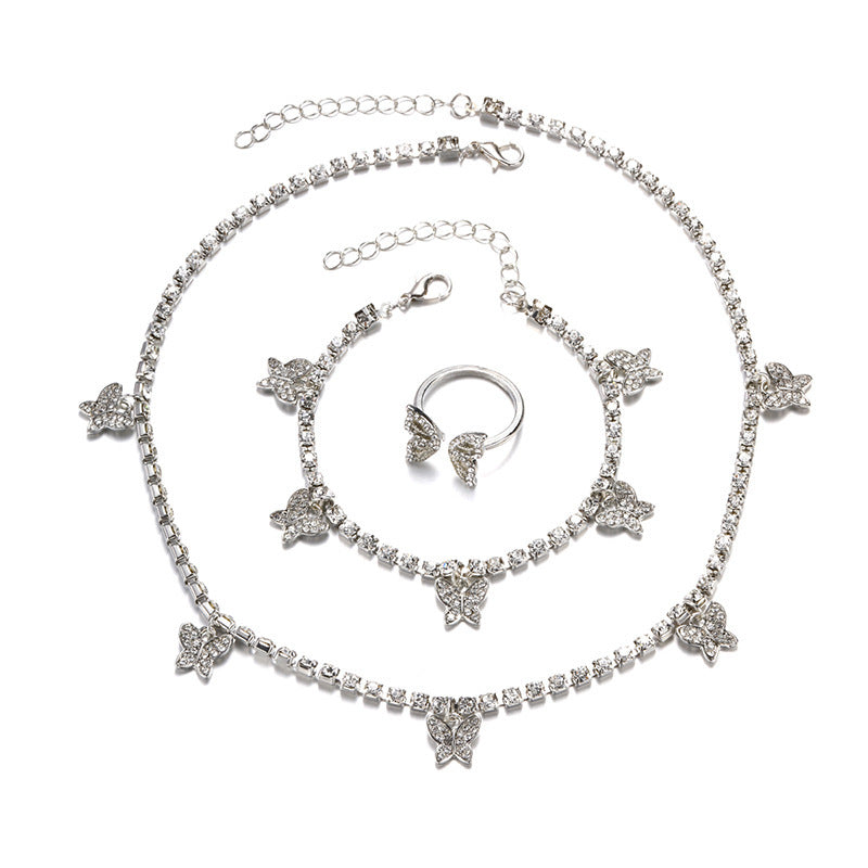 Wholesale high-end women's bracelets for cross-border e-commerce (amazon): autumn/winter alloy butterfly bracelets with diamond accents - premium, light luxury jewelry