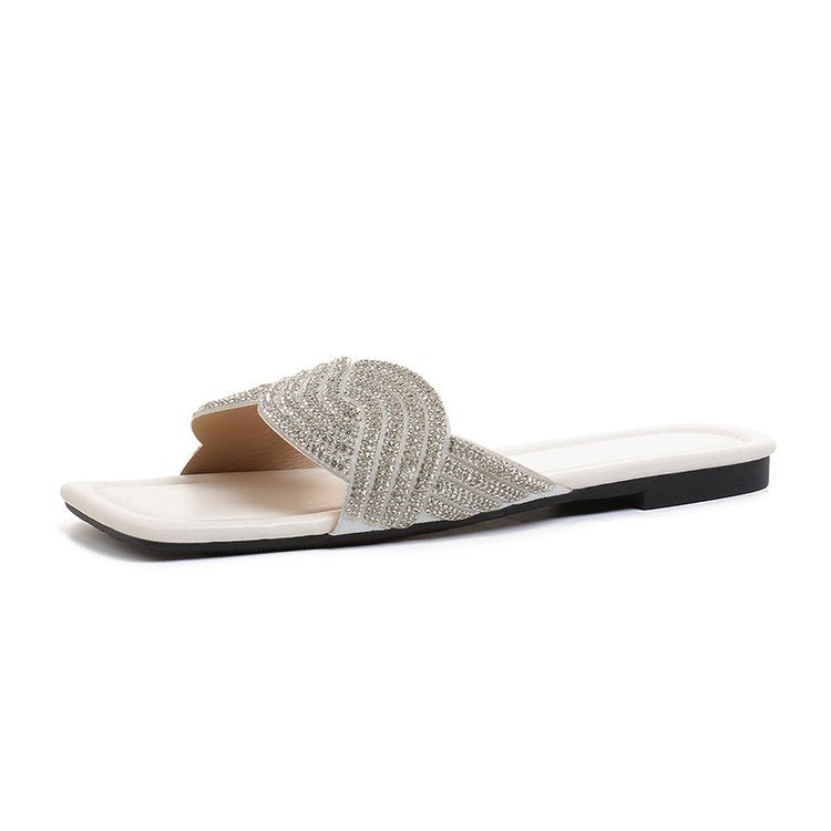 summer new arrival: plus-size women's flat slippers for cross-border e-commerce. available in sizes 35-43. wholesale options available. dropshipping to  and