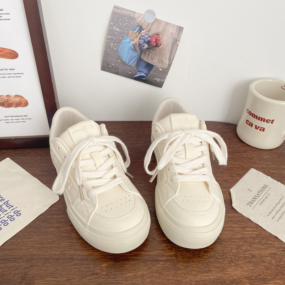 Creamy white chunky sole white sneakers - women's star edition, autumn 2026 new arrival. chic, niche, versatile leather upper, student style athletic skate shoes