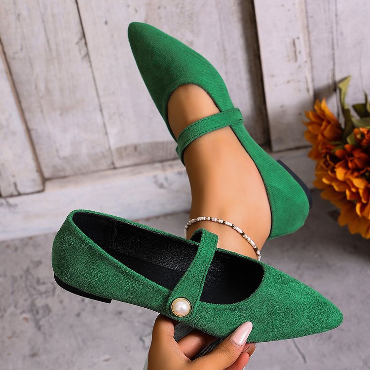 spring new arrival: plus-size flat loafers for women (sizes 35-42). wholesale available. dropshipping to  and