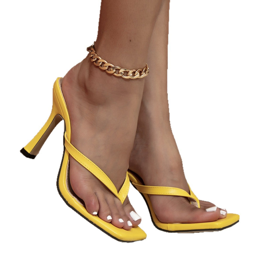 Ready-to-ship women's flip-flops, thong sandals, and espadrilles for summer wear. european and american style, square toe, plus size, high heel sandals. factory direct wholesale
