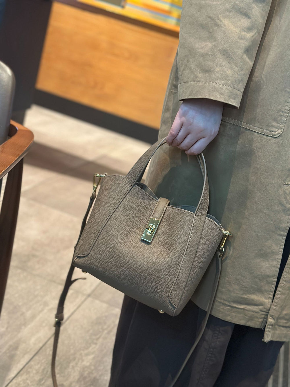 First-layer cowhide 2025new arrival vegetable basket bag large capacity bucket bag tote bag shoulder hand-carry cross-body bag for women