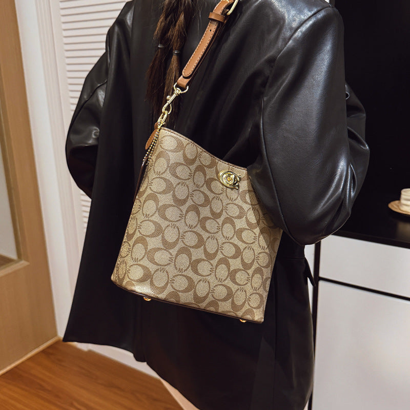 2025 new fashion high-value underarm bag women's printed bucket bag shoulder crossbody bag chic and stylish