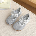 Princess-style girls' mesh pre-walker shoes with bow and pearl accents, soft-soled toddler shoes, breathable and odor-resistant summer sandals