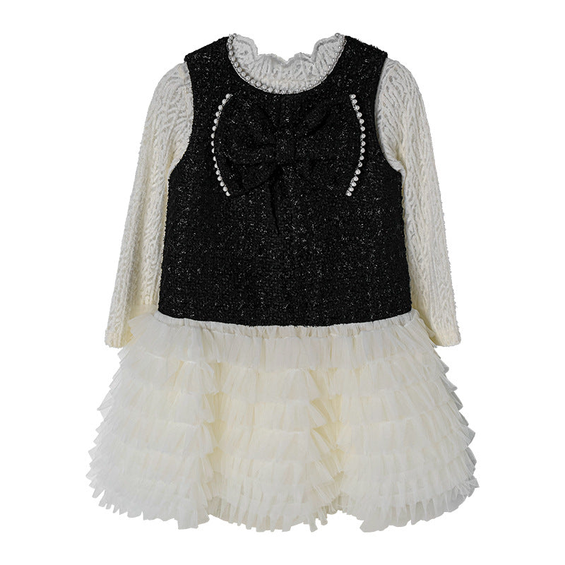 Girls' dress  autumn new arrival: sleeveless tank dress with lace trim, two-piece set (perfect for the "rich girl" look)