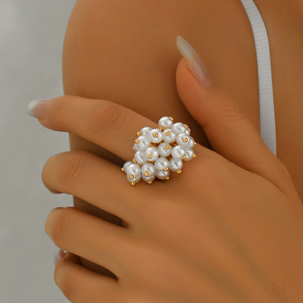 Pearl ring wholesale: european and american cross-border new jewelry, women's niche design, high-end retro light luxury open ring