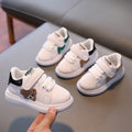 Kids' athletic shoes:  spring/autumn new collection - soft-soled, breathable sneakers for boys & girls. stylish & casual white shoes for students